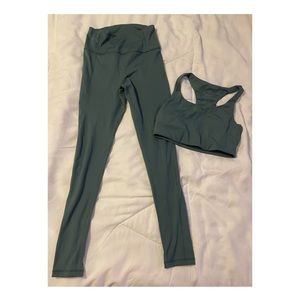 💚 Girlfriend Collective Workout Set 💚